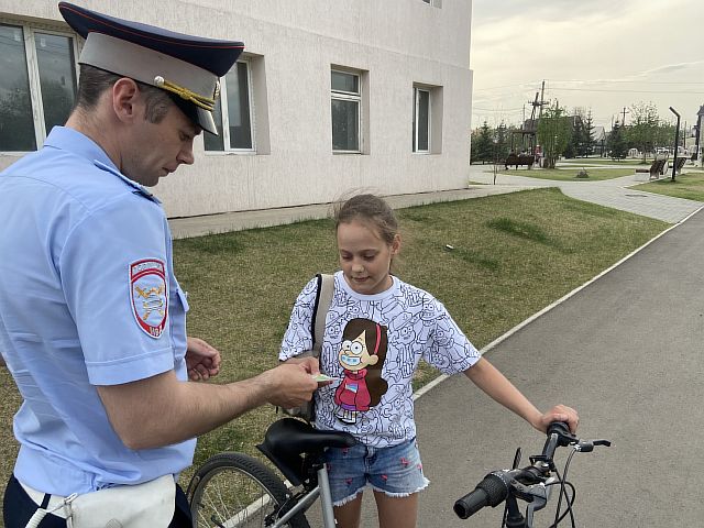 Госавтоинспекция напоминает водителям двухколесного транспорта о безопасности на дорогах.